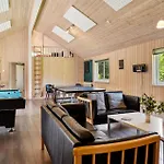 Tvaervaenget Holiday home