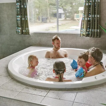 Awesome Home In Blavand With Sauna * Блаванн