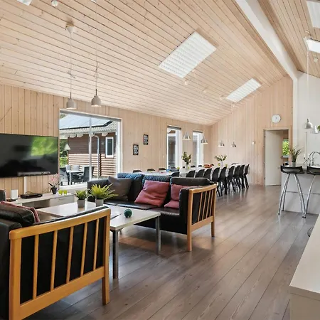 Awesome Home In Blavand With Sauna
