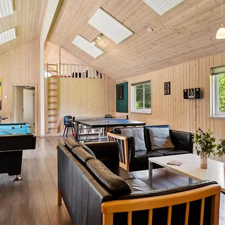 Awesome Home In Blavand With Sauna Дом отдыха